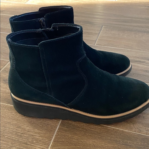 Clarks Black Suede Ankle Boots - Picture 1 of 5